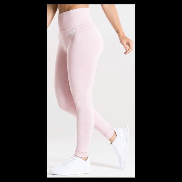 Women’s Best Pants - NWT Women’s Best Light Pink Leggings